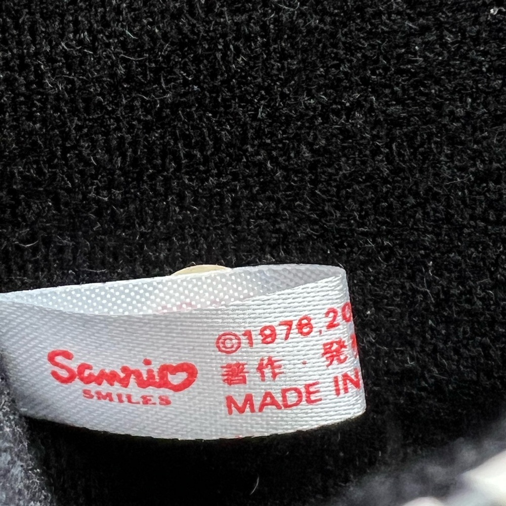 Hello Kitty Sunglasses Case - Picture 9 of 9